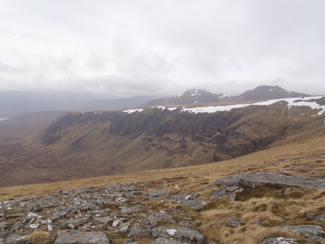 Day 2 - An Coileachan - Meall Gorm - Sgurr Mor - Meall a'Chrasgaidh - Sgurr nan Clach Geala - Sgurr nan Each