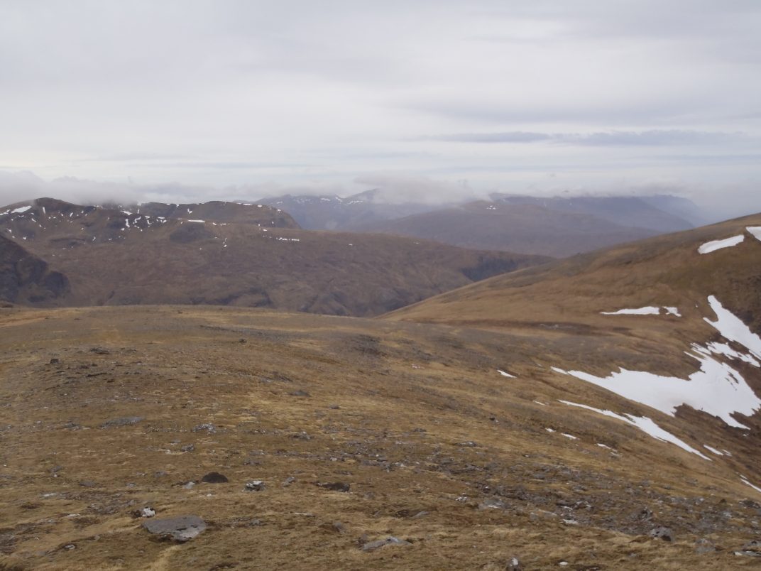 Day 2 - An Coileachan - Meall Gorm - Sgurr Mor - Meall a'Chrasgaidh - Sgurr nan Clach Geala - Sgurr nan Each