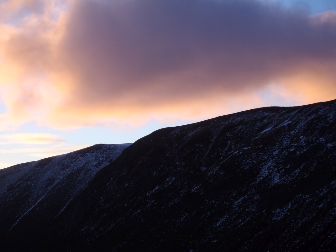 Glas Allt Shiel - Dubh Loch - Broad Cairn - Glas Allt Shiel