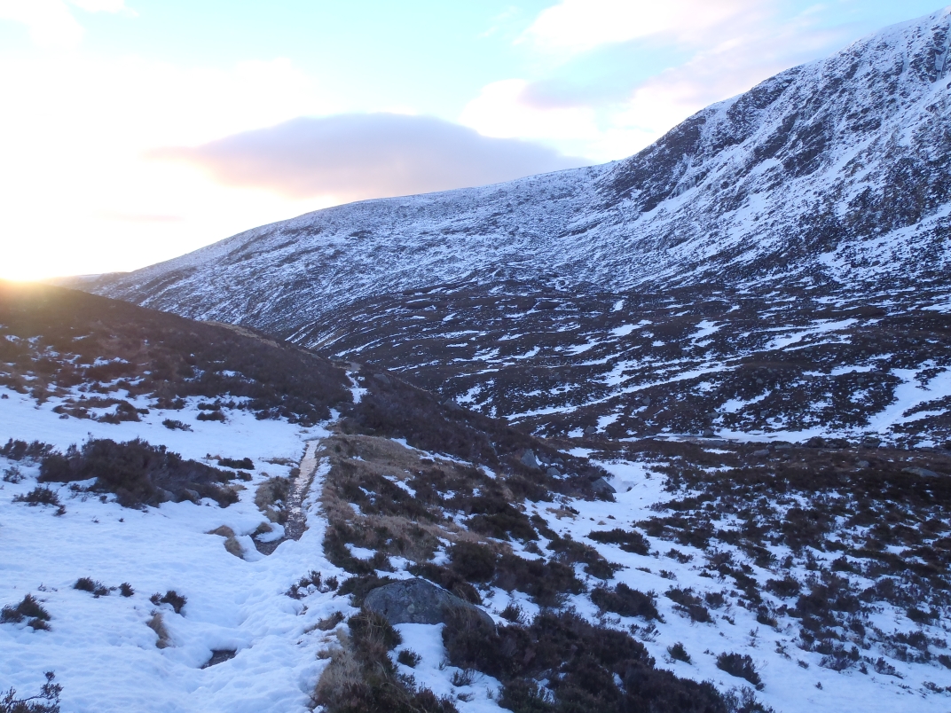 Glas Allt Shiel - Dubh Loch - Broad Cairn - Glas Allt Shiel