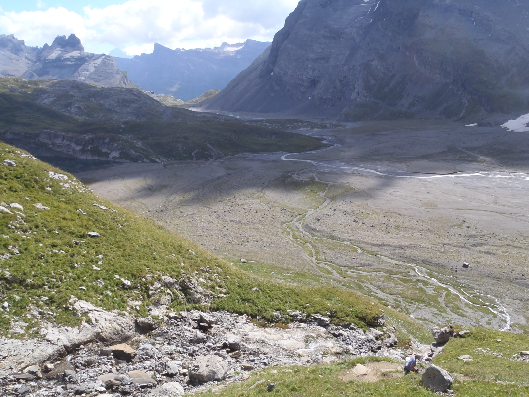 Day 5 - Gemmipass - Lammerenhutte (2502m)