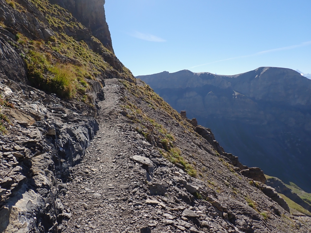 Day 5 - Cabane Des Violettes - Bella Lui - Wildstrubelhutte