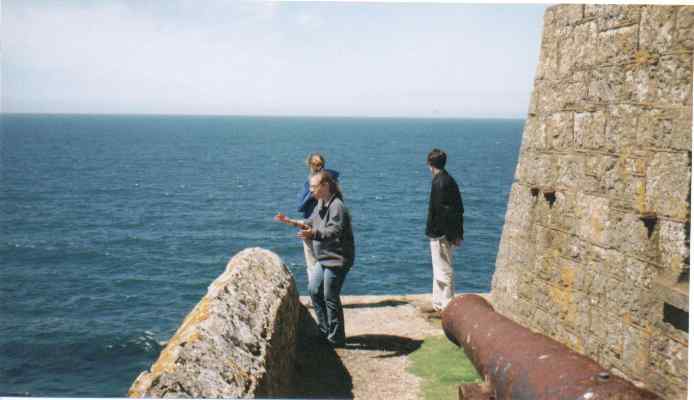 Laura, Ros and Ollie at the Battery.
