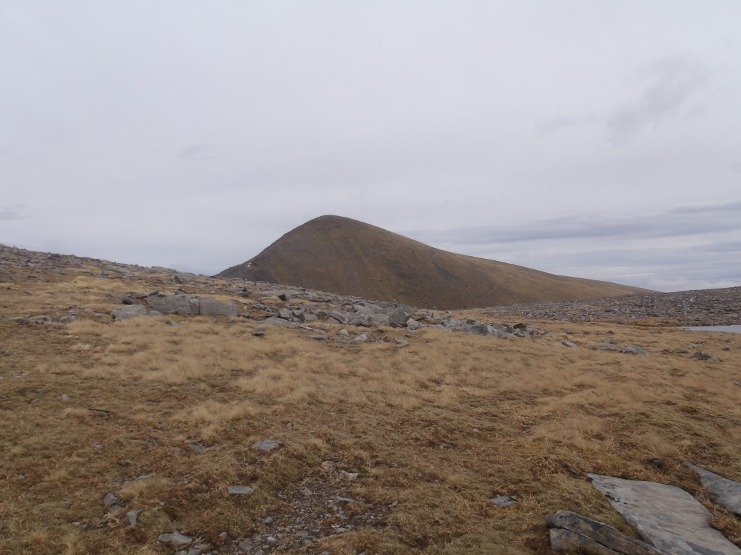 Day 2 - An Coileachan - Meall Gorm - Sgurr Mor - Meall a'Chrasgaidh - Sgurr nan Clach Geala - Sgurr nan Each