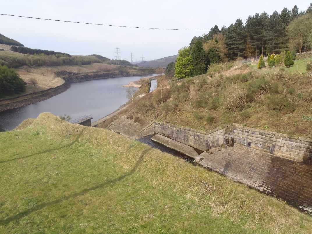 Torside / Rhodeswood Reservoir