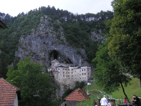 Predjama Castle