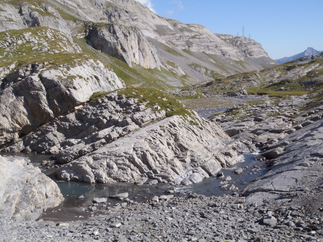 Day 5 - Gemmipass - Lammerenhutte (2502m)