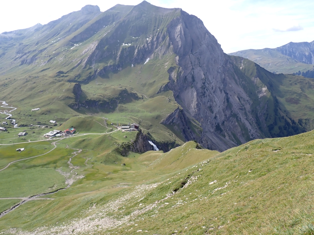 Day 2 - Sunnbuel - Schwarenbach - Tschingellochtighore - Engstligenalp