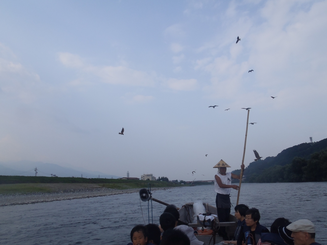 Boat Ride with HoHo Family