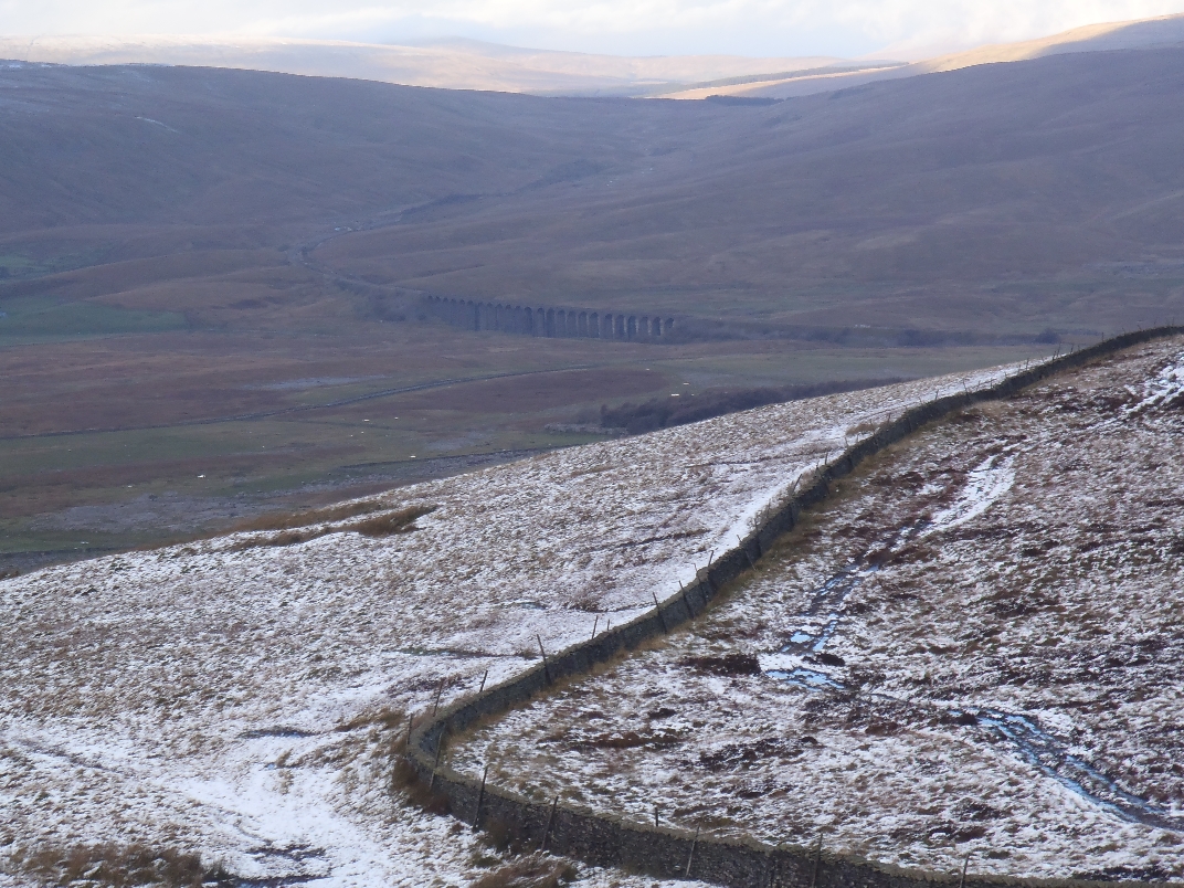 Ribblehead - Whernside - Ingleborough - Ribblehead
