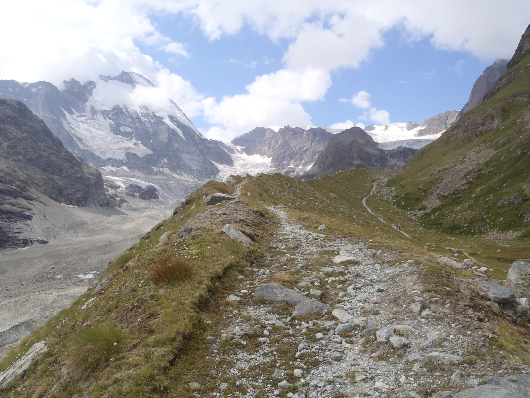 Day 5 - Rothornhutte - Trift - Schonbielhutte